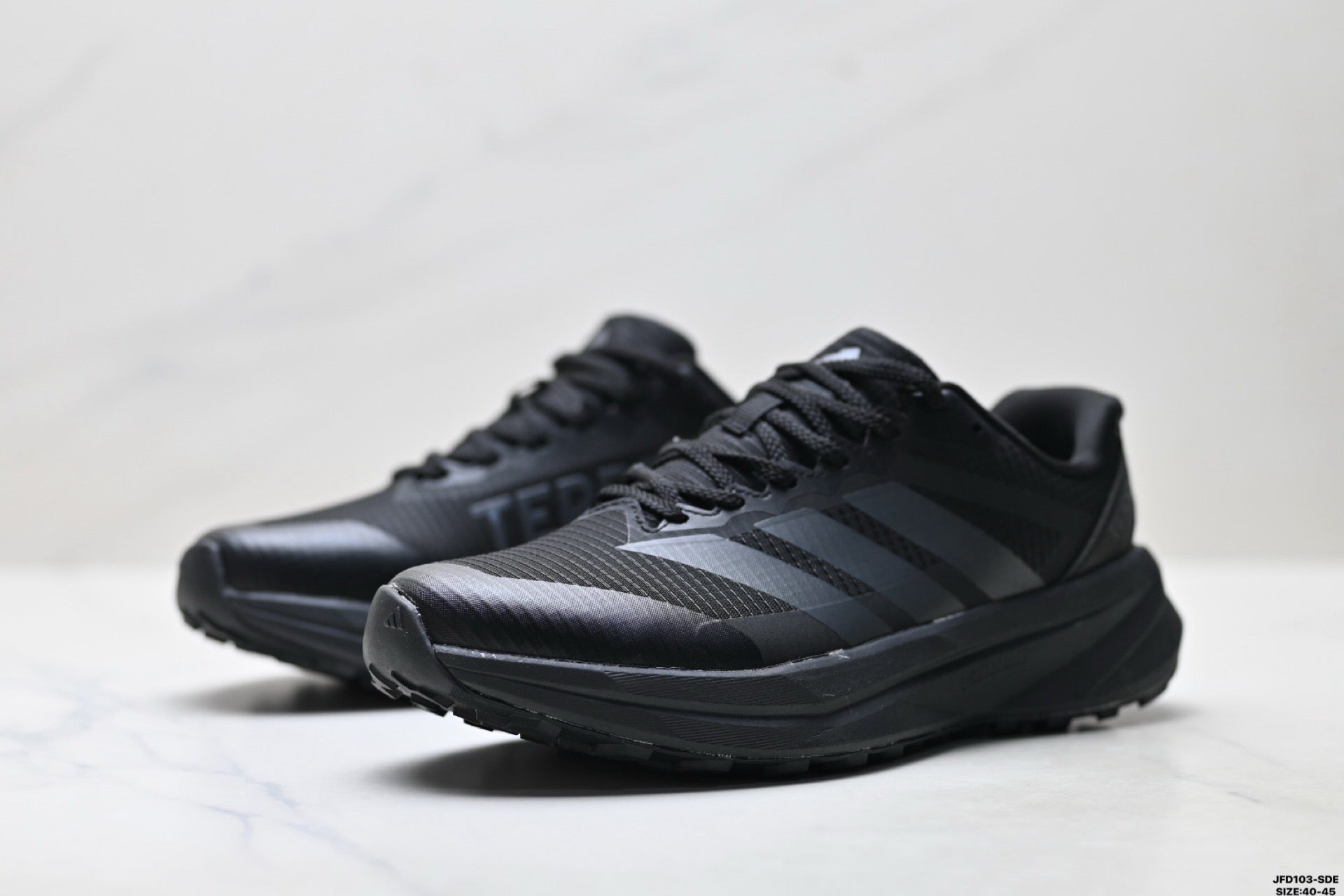 Adidas K81801650 Men's Running Shoes - Black - image 10
