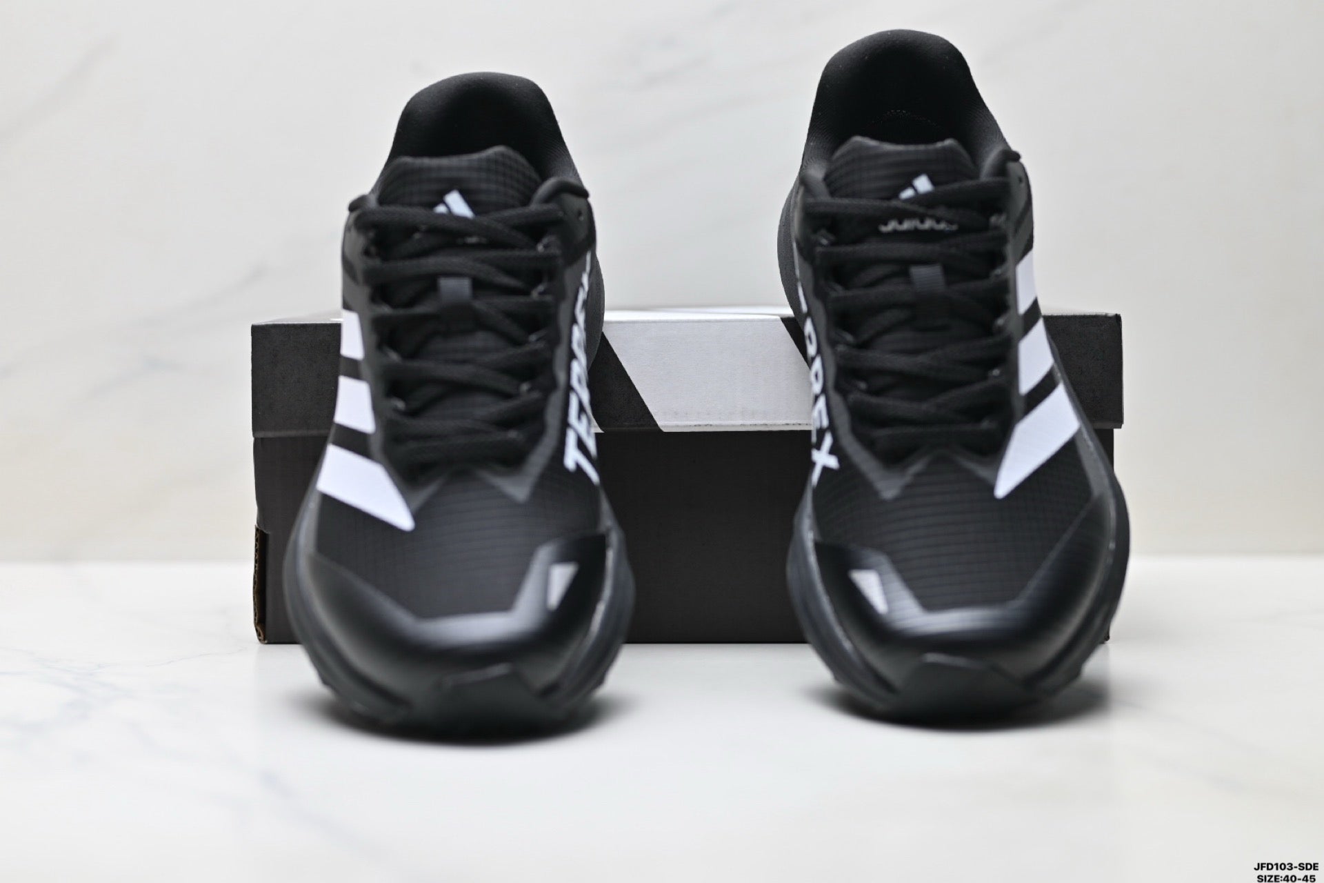Adidas K81801650 Men's Running Shoes - Black/White - image 12