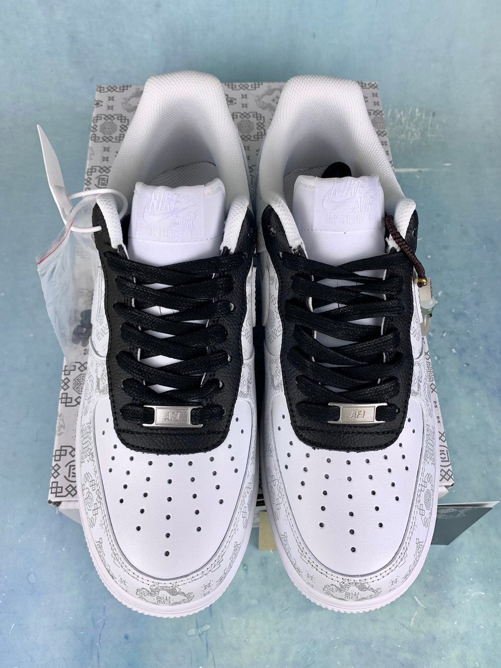 NIKE Air Force 1 Sneakers