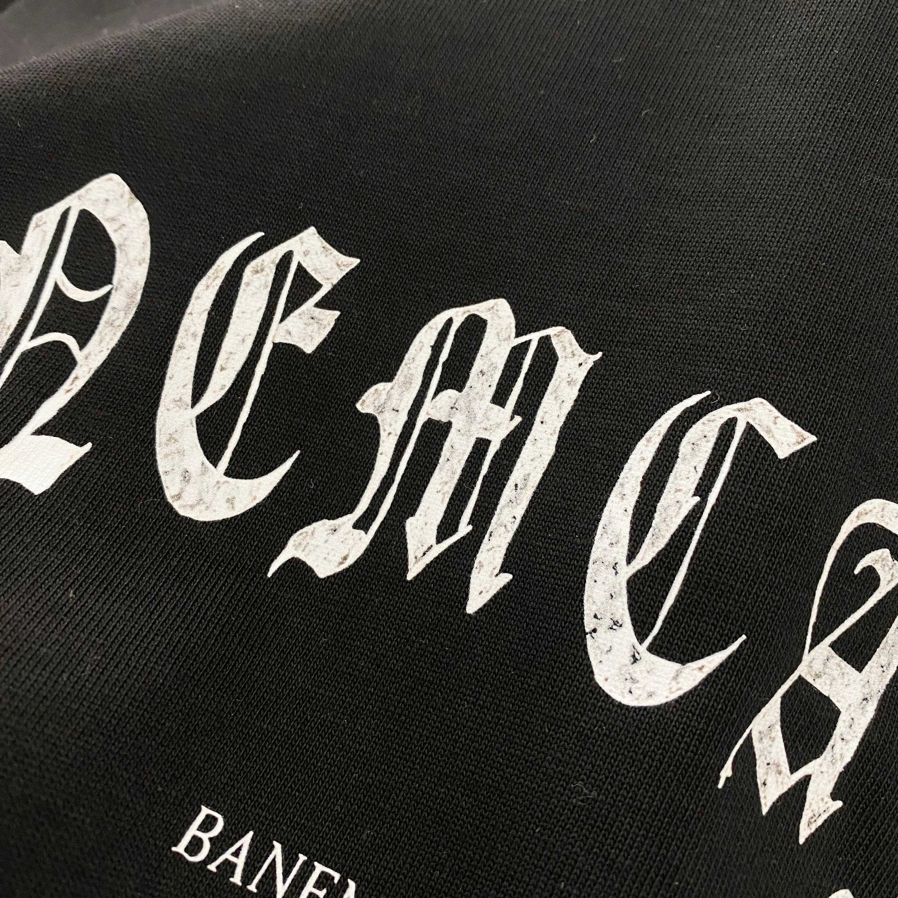 Balenciaga Couples' Style T-shirt product image 4
