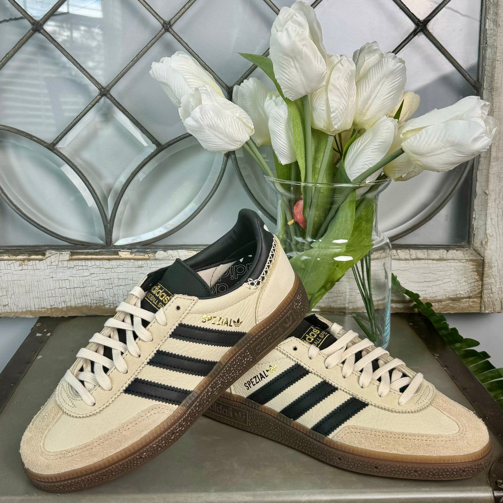 adidas Handball Spezial Wonder White Black Women's product image 2