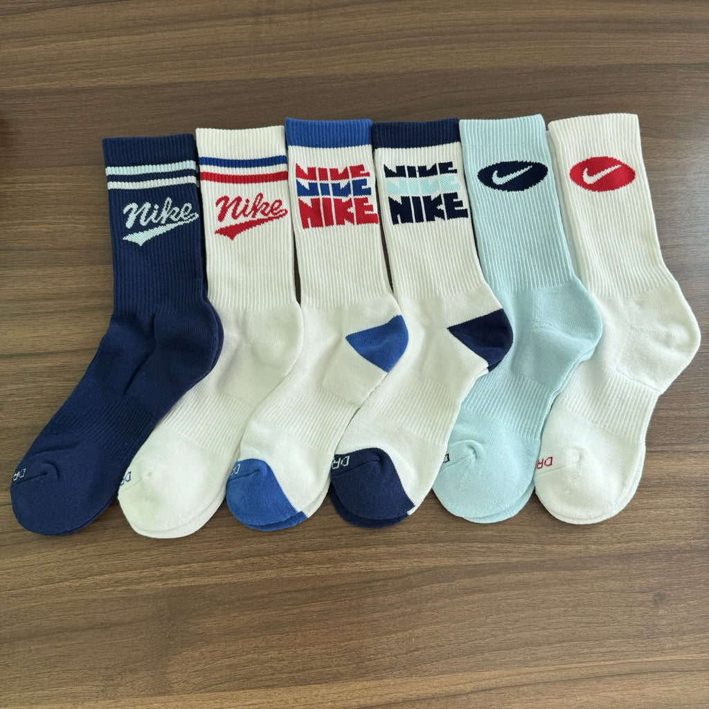 Nike Mid-Cut Athletic Socks — 3 Pairs, Sweat-Wicking Terry Sole