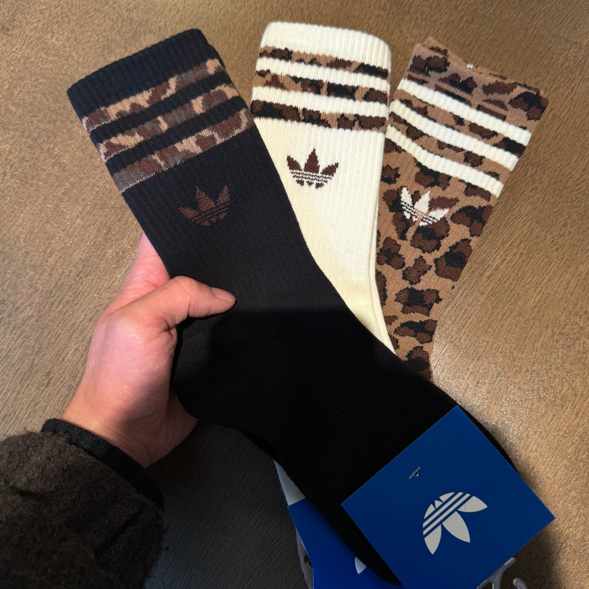 Women's Mid-Cut Socks