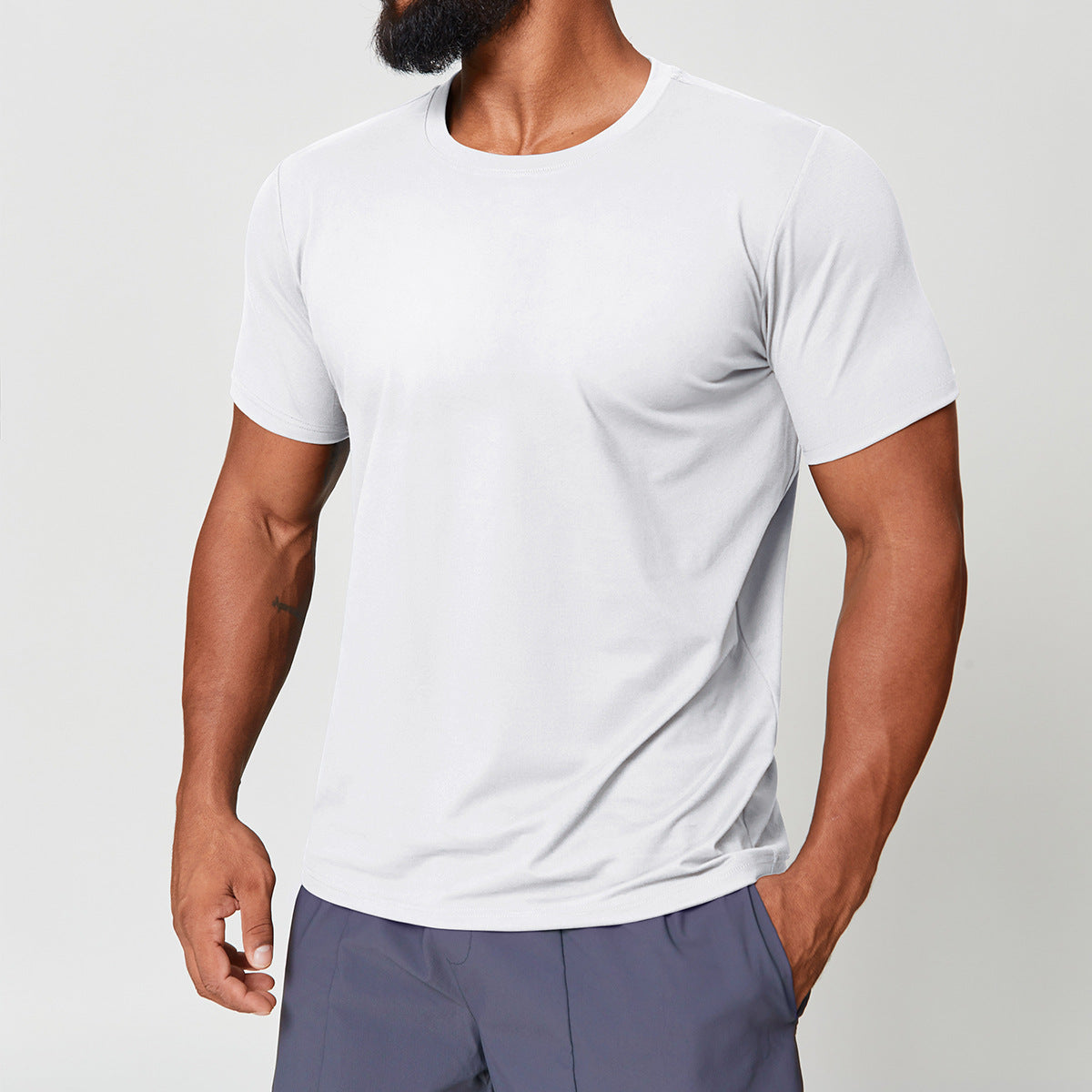 Men's Short-Sleeve Athletic T-Shirt for Training & Everyday Wear