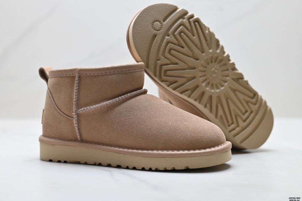 UGG Classic Ultra Mini Platform Ankle Boots - product image 6