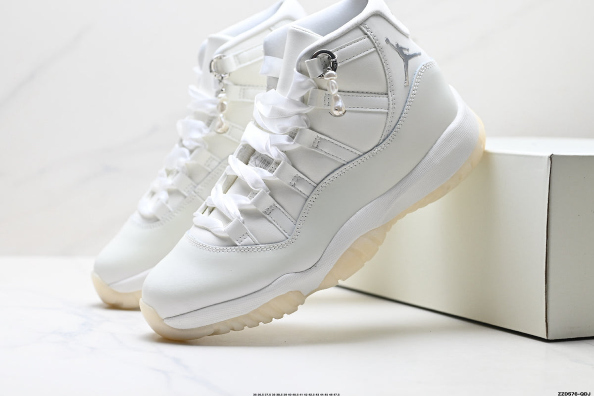 Air Jordan 11 Retro Triple White Unisex Sneakers Style 07 detail view 7