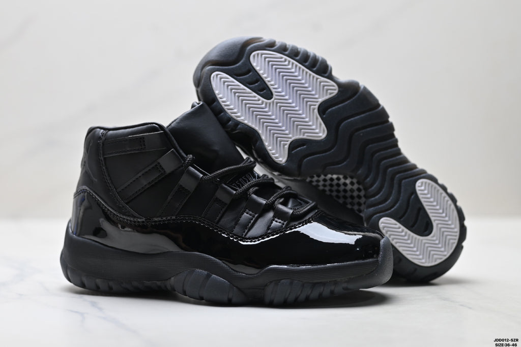 Air Jordan 11 Retro Triple Black Unisex Sneakers Style 22 detail view 4