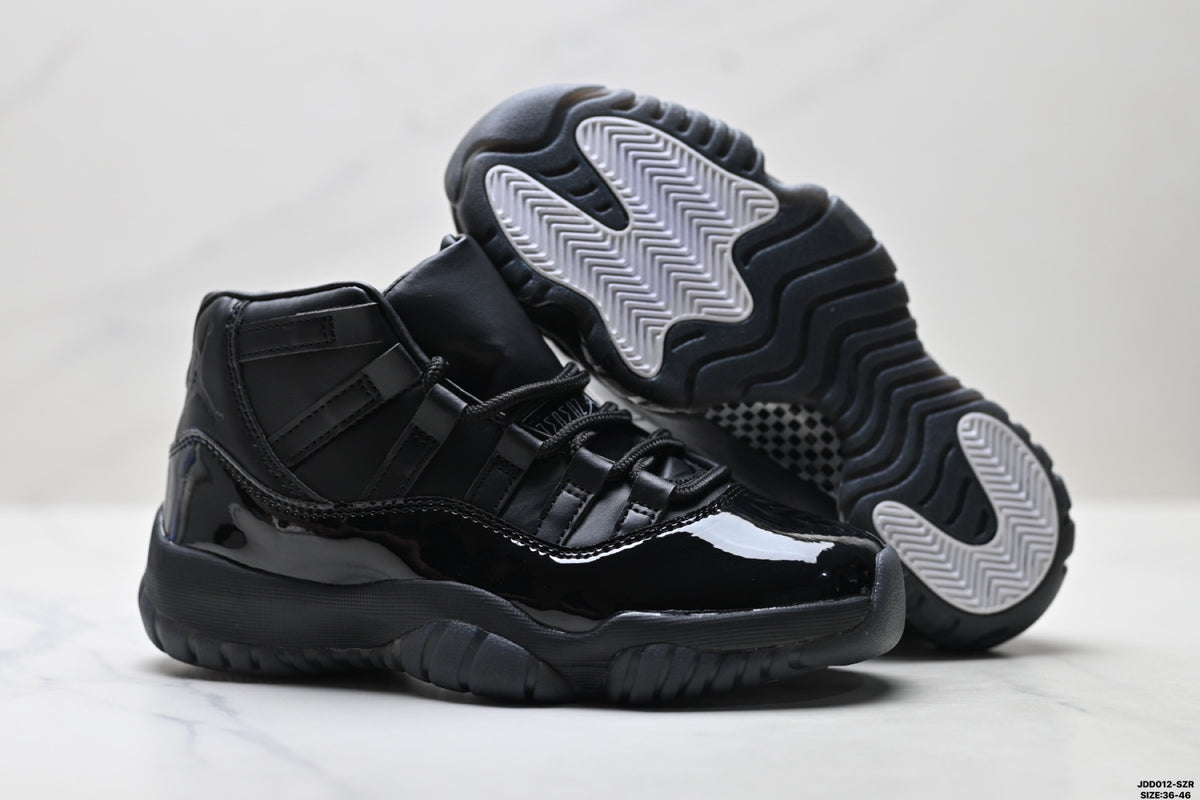 Air Jordan 11 Retro Triple Black Unisex Sneakers Style 22 detail view 4