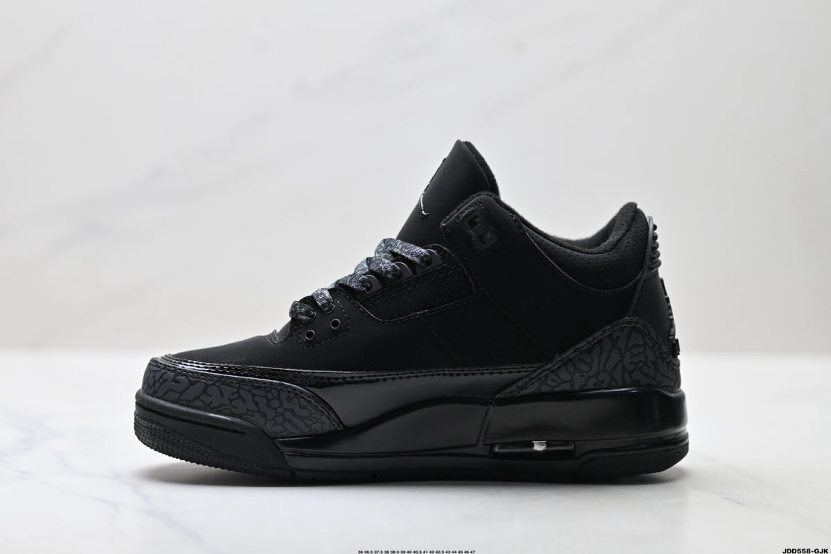 Air Jordan 3 Retro Triple Black sneakers detail view 3