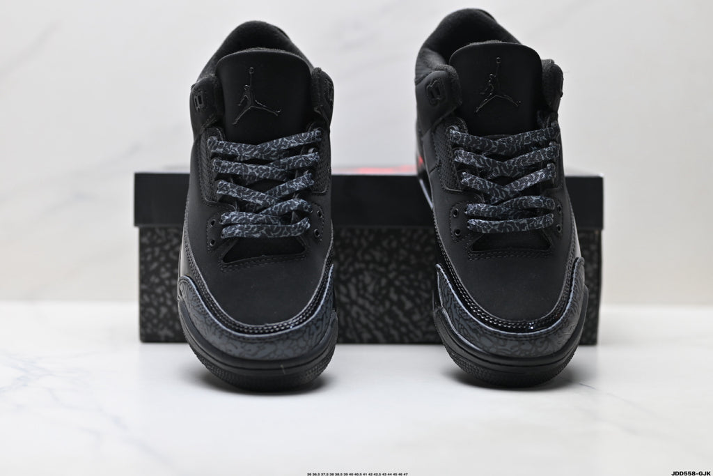 Air Jordan 3 Retro Triple Black sneakers detail view 7