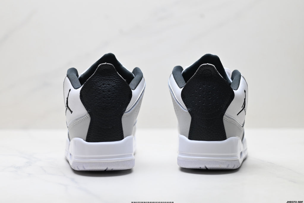 Air Jordan 3 Retro White Light Grey sneakers detail view 6