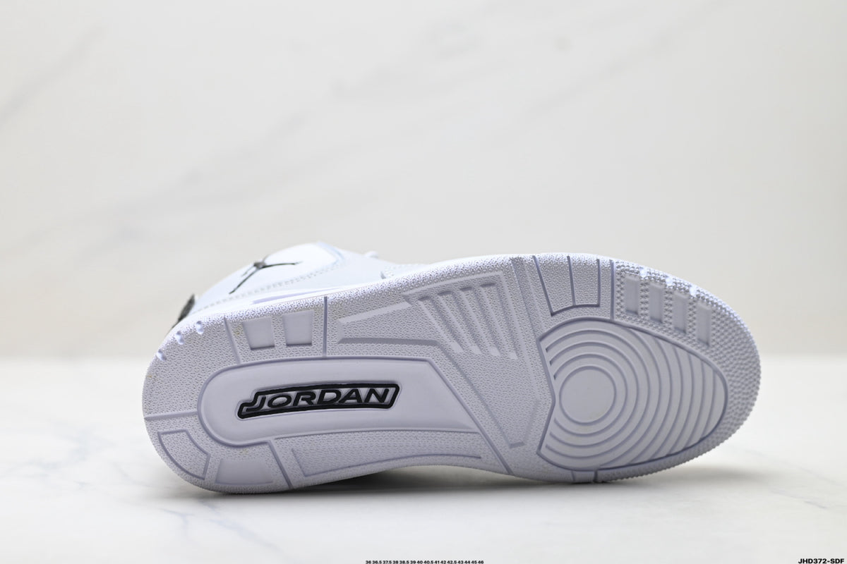 Air Jordan 3 Retro White Light Grey sneakers detail view 8