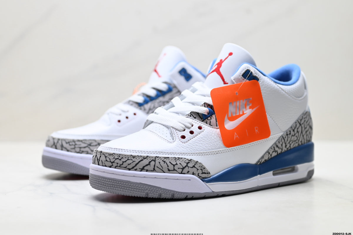 Air Jordan 3 Retro White Royal Blue Cement sneakers detail view 4