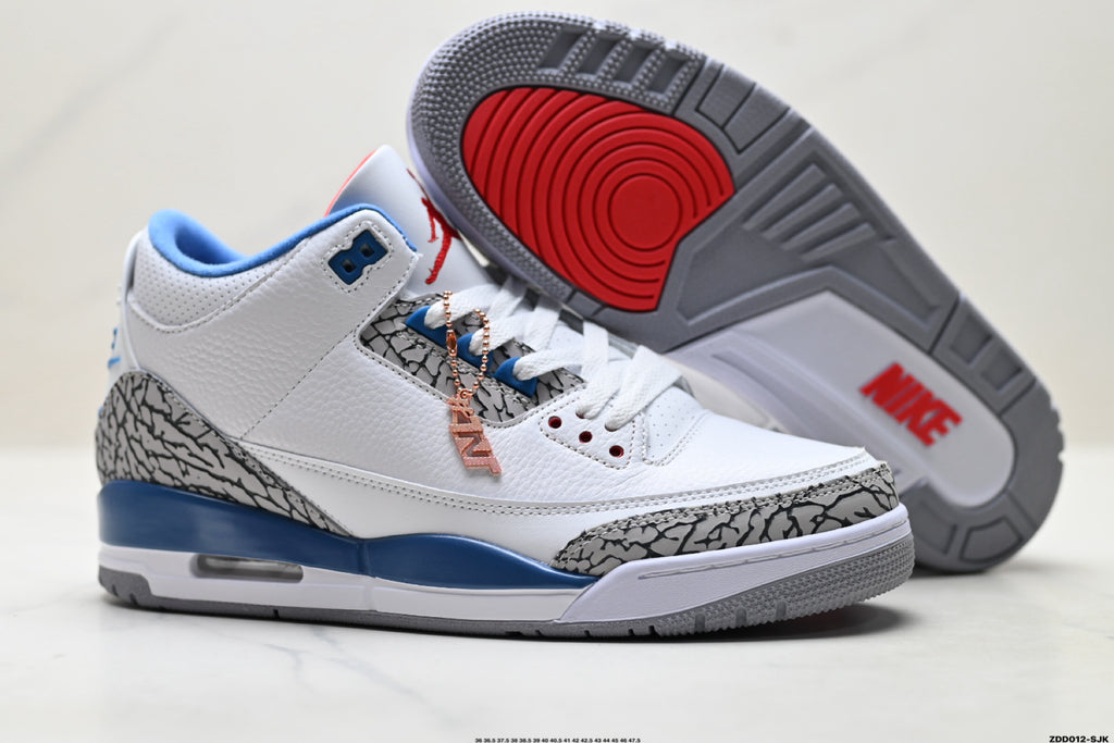 Air Jordan 3 Retro White Royal Blue Cement sneakers detail view 5