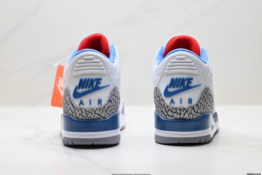 Air Jordan 3 Retro White Royal Blue Cement sneakers detail view 6