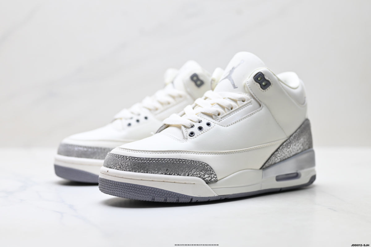 Air Jordan 3 Retro White Sail Cement sneakers detail view 4