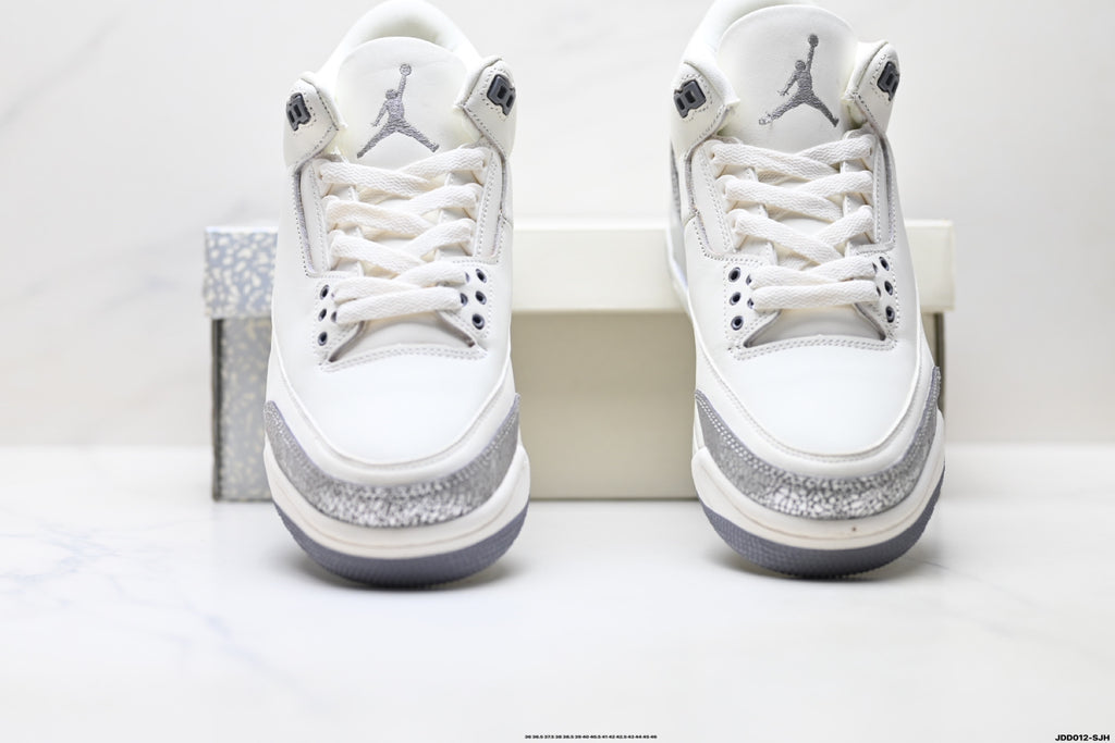Air Jordan 3 Retro White Sail Cement sneakers detail view 7