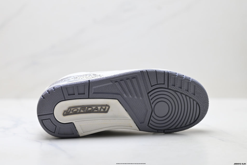 Air Jordan 3 Retro White Sail Cement sneakers detail view 8