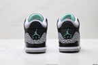 Air Jordan 3 Retro Black Green Cement sneakers detail view 6