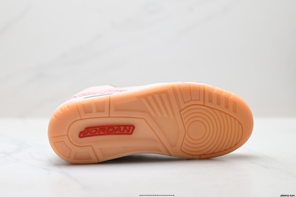 Air Jordan 3 Retro Pink White Gum sneakers detail view 8