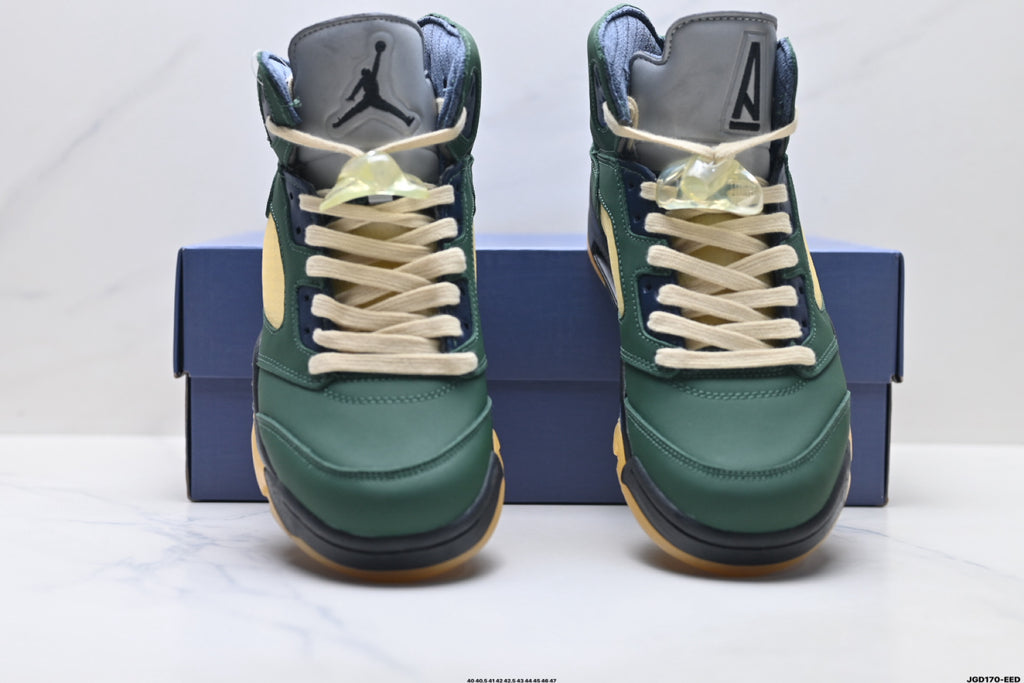 Air Jordan 5 Retro Green Gold Navy Sneakers detail view 7