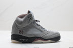 Air Jordan 5 Retro Wolf Grey Black Sneakers detail view 1