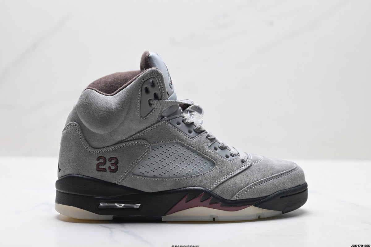 Air Jordan 5 Retro Wolf Grey Black Sneakers detail view 1