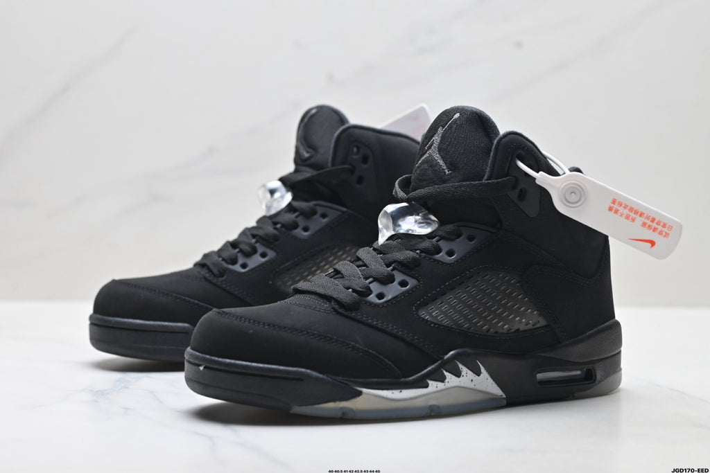 Air Jordan 5 Retro Black Metallic Silver Sneakers detail view 4