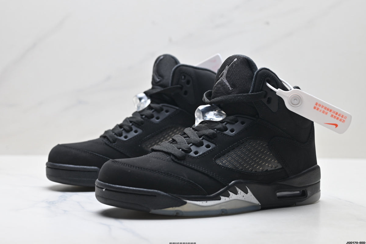 Air Jordan 5 Retro Black Metallic Silver Sneakers detail view 4