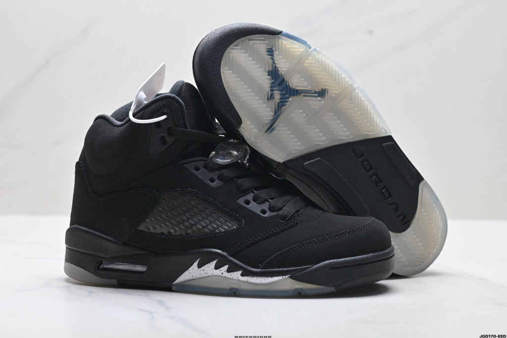 Air Jordan 5 Retro Black Metallic Silver Sneakers detail view 5