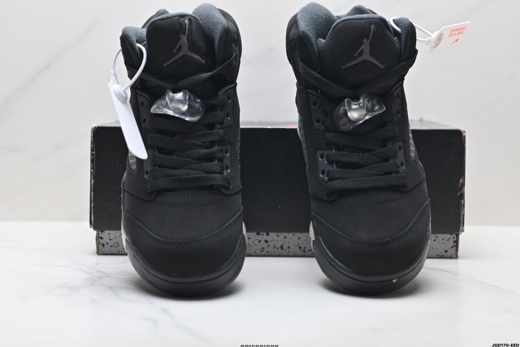 Air Jordan 5 Retro Black Metallic Silver Sneakers detail view 7