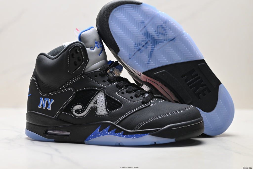 Air Jordan 5 Retro Black Royal Blue White Sneakers detail view 5