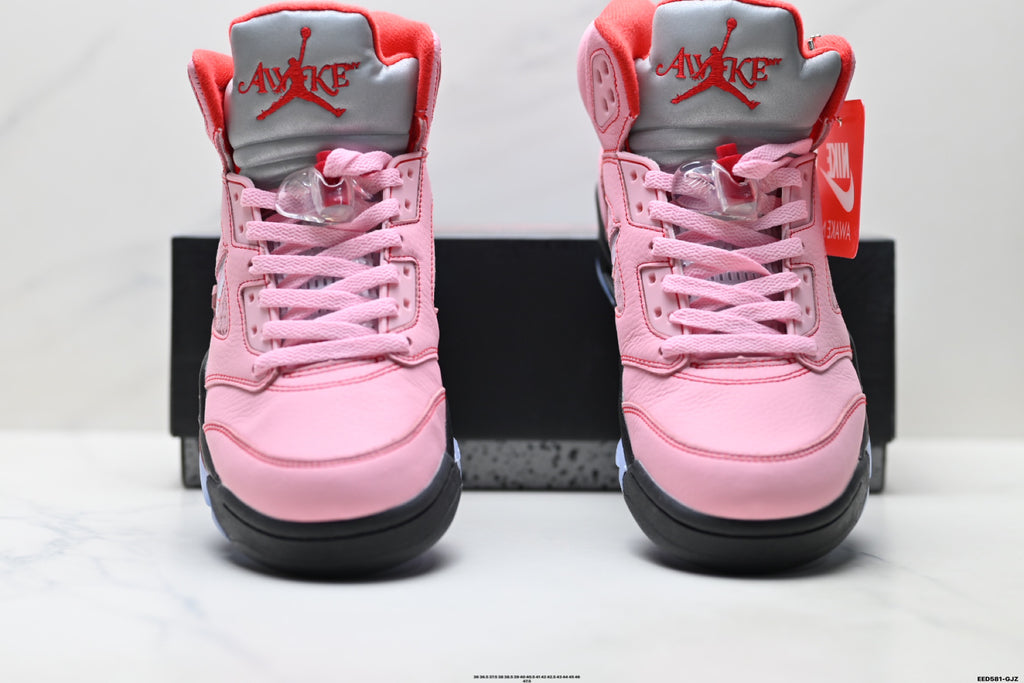 Air Jordan 5 Retro Pink Black Ice Blue Sneakers detail view 7