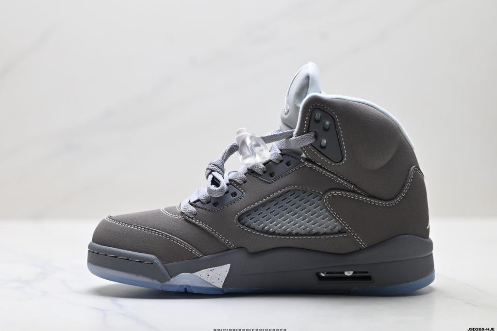 Air Jordan 5 Retro Cool Grey Silver Sneakers detail view 3