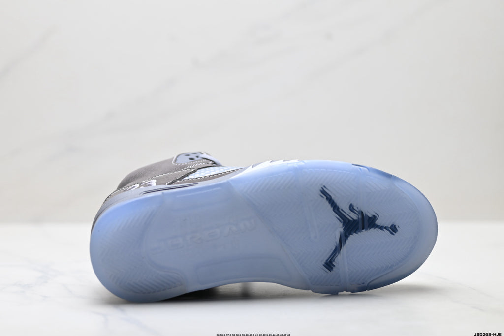Air Jordan 5 Retro Cool Grey Silver Sneakers detail view 8