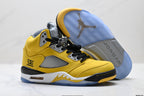 Air Jordan 5 Retro University Gold Black Sneakers detail view 5