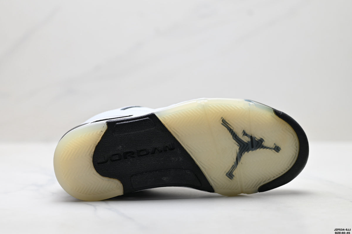 Air Jordan 5 Low White Black Sneakers detail view 8