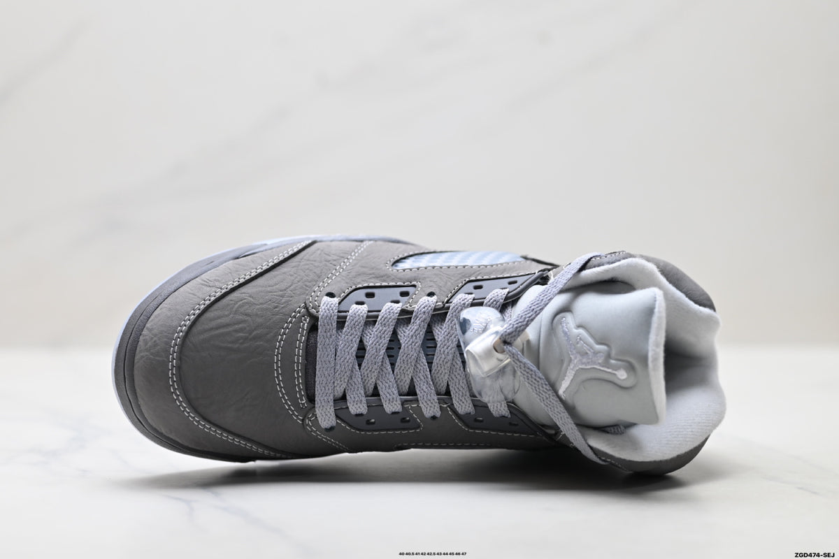 Air Jordan 5 Retro Wolf Grey Metallic Silver Sneakers detail view 2