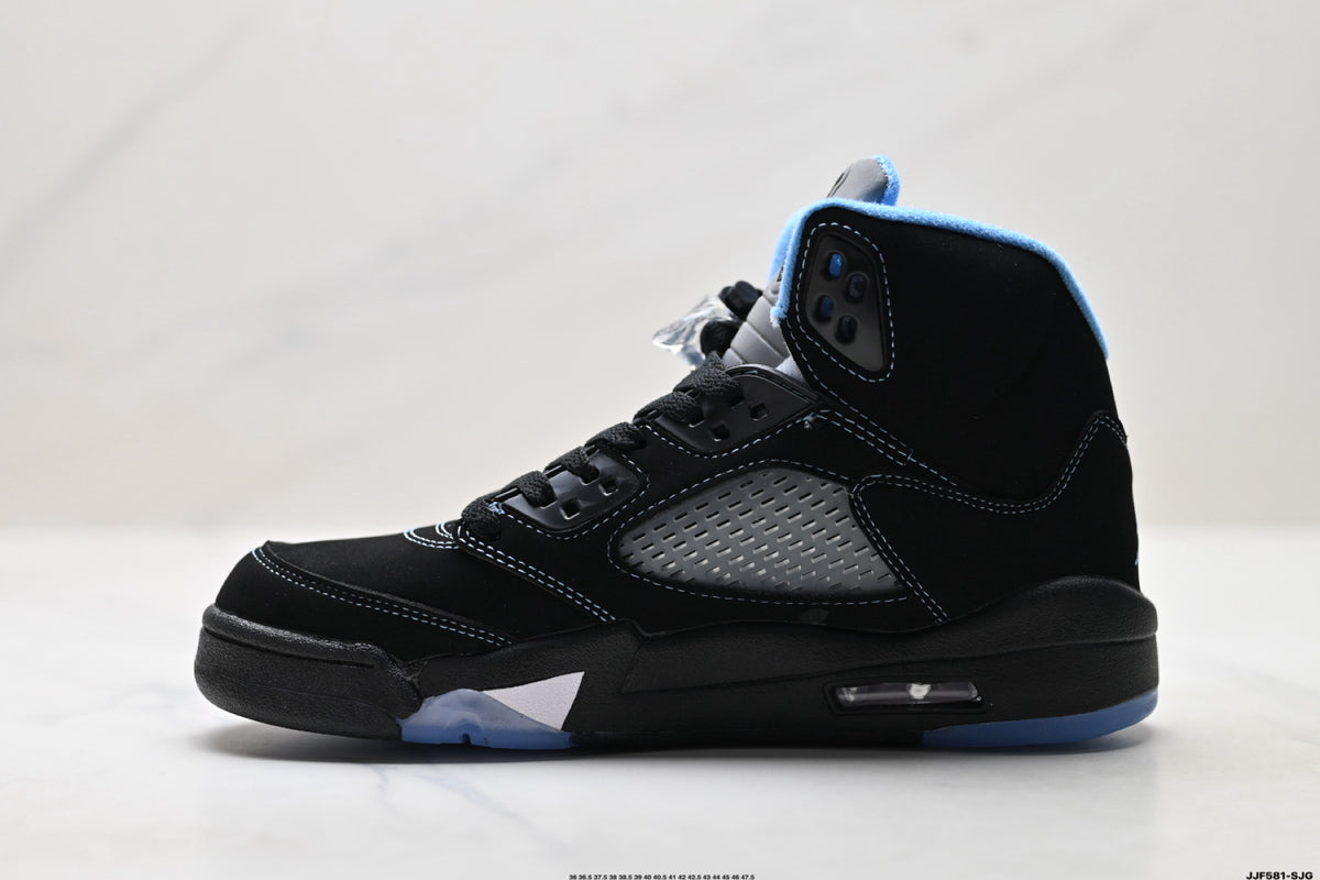 Air Jordan 5 Retro Black University Blue Sneakers detail view 3