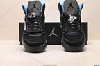 Air Jordan 5 Retro Black University Blue Sneakers detail view 7