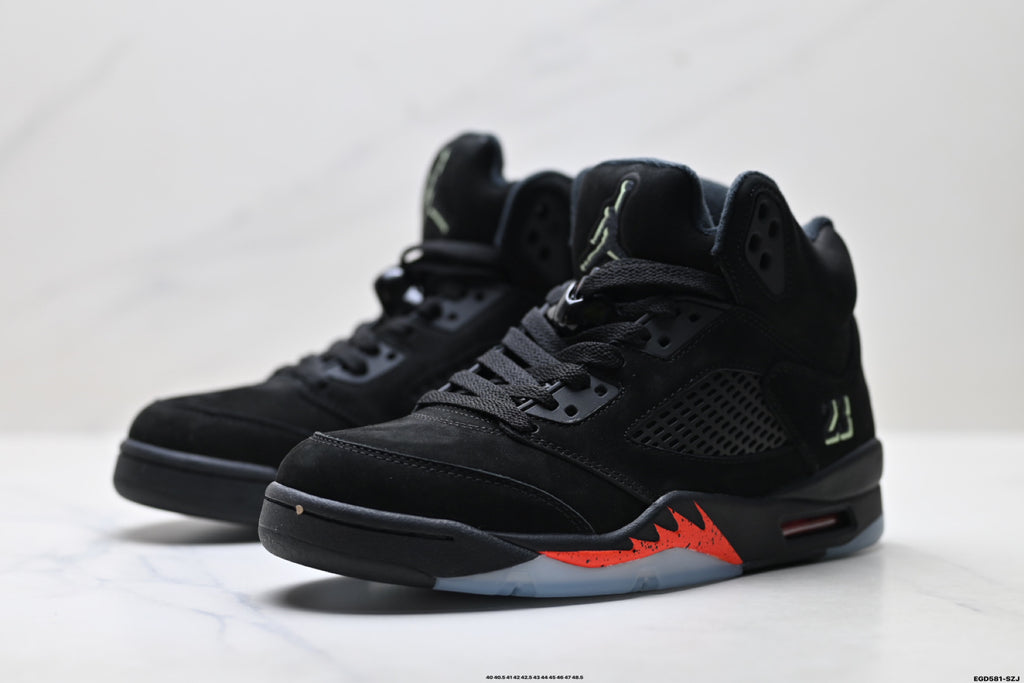 Air Jordan 5 Retro Black Fire Red Green Sneakers detail view 4