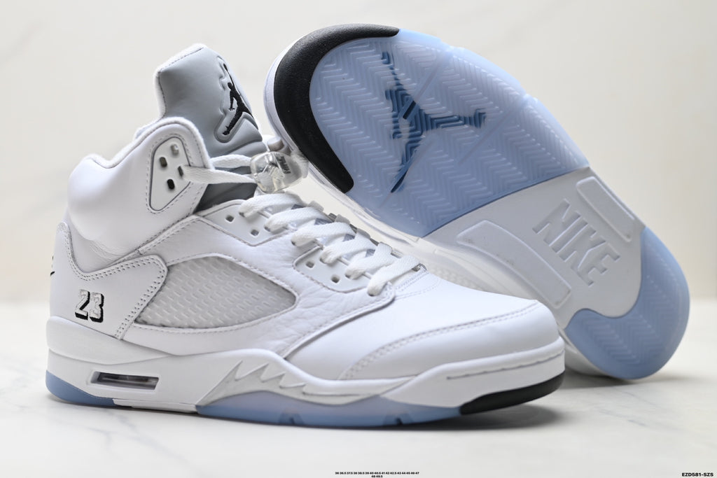 Air Jordan 5 Retro Triple White Sneakers detail view 5