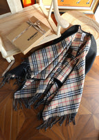 Burberry Style Reversible Plaid Cape Scarf product detail 8