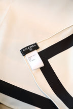 Chanel Style Contrast-Border Lightweight Shawl product detail 8