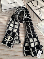 Chanel Style Fuzzy Windowpane Plaid Scarf product detail 3