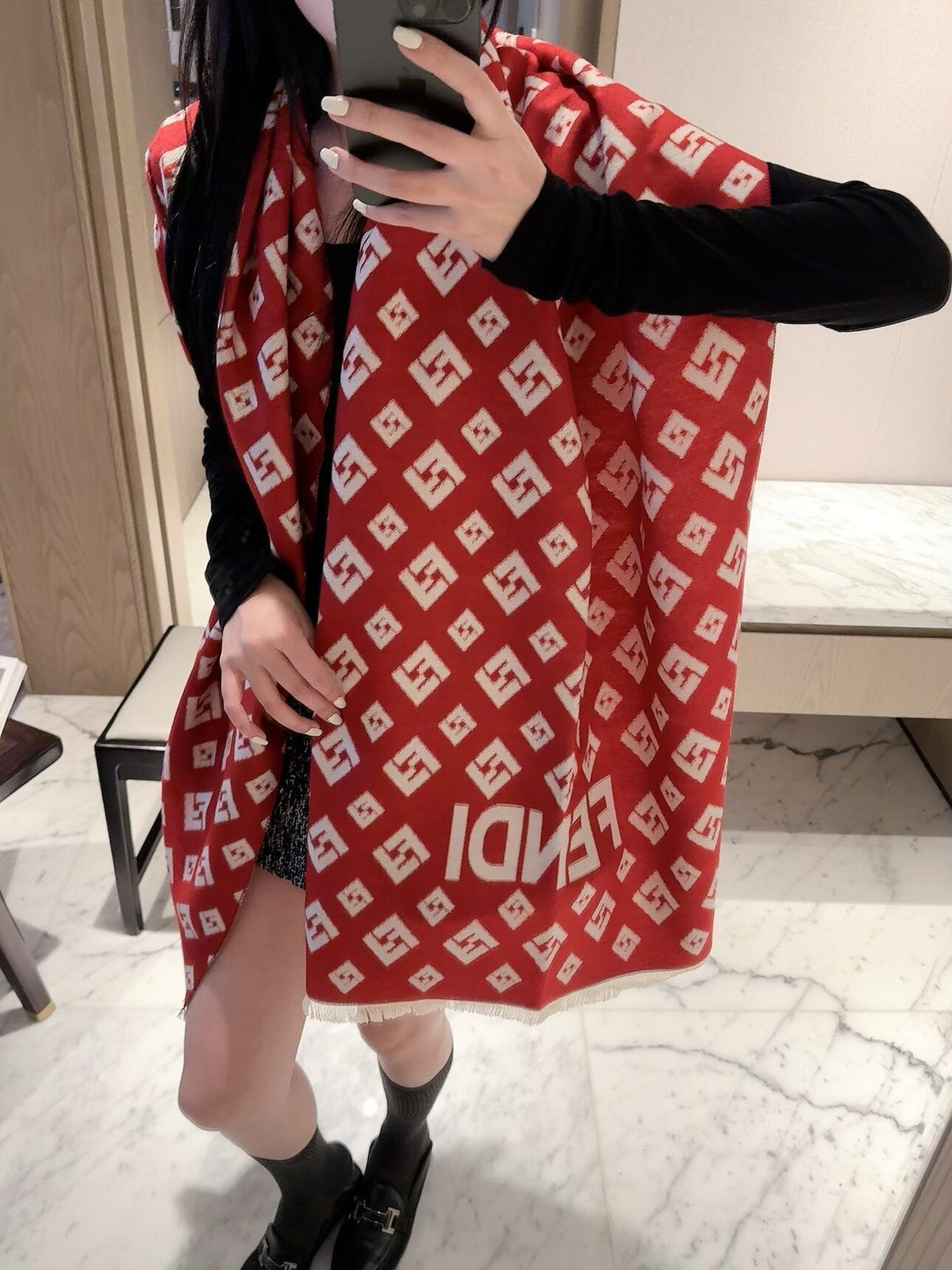 Dior Style Geometric Monogram Scarf product detail 9