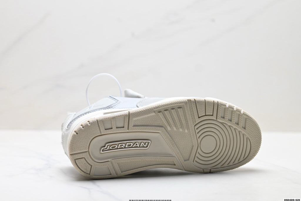 Jordan Legacy 312 High Light Grey White sneakers detail view 8