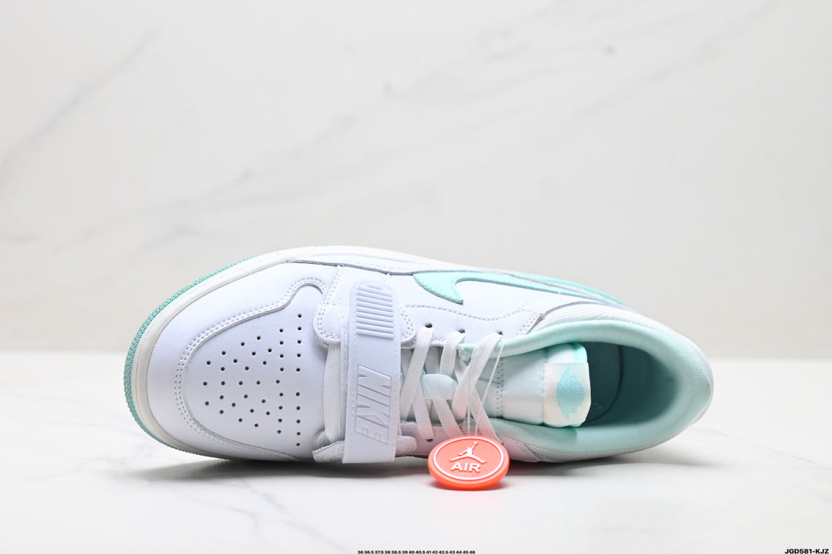 Jordan Legacy 312 Low White Mint Grey sneakers detail view 2