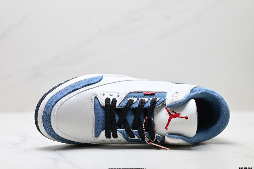 Jordan Legacy 312 Low White University Blue Navy sneakers detail view 2