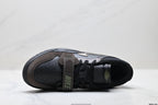 Jordan Legacy 312 Low Triple Black sneakers detail view 2